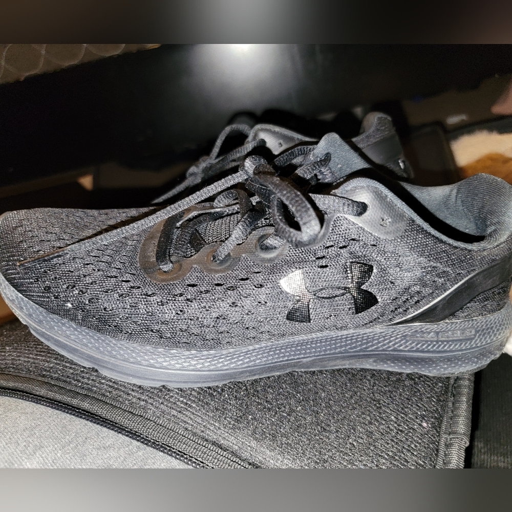 Basically new Under Armour shoes